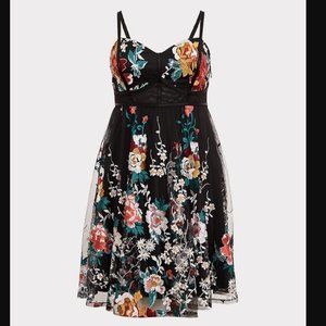 Black Embroidered Mesh Special Occasion Dress NWT Torrid